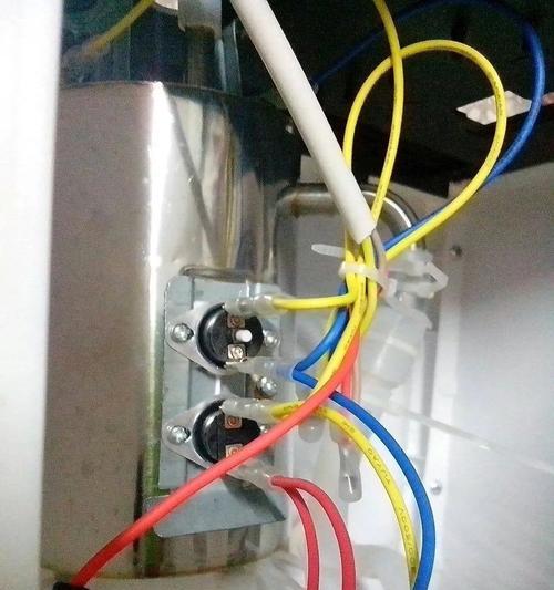 如何解决饮水机烧水有气泡的问题（去除饮水机烧水中的气泡）