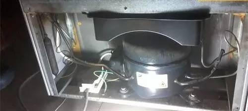 解决冰箱进水孔堵塞的几种方法（教你轻松应对冰箱进水孔堵塞的情况）