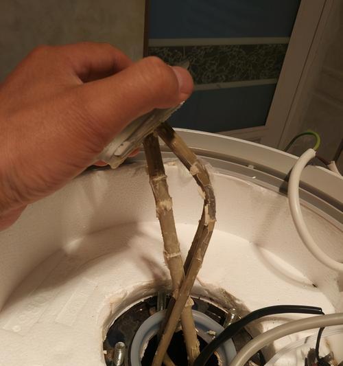 热水器内水垢处理方法（去除热水器内的顽固水垢）