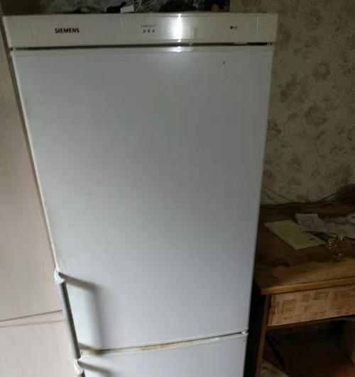 冰箱肉坏了怎么清洗（如何安全有效地清洗冰箱内坏掉的肉）