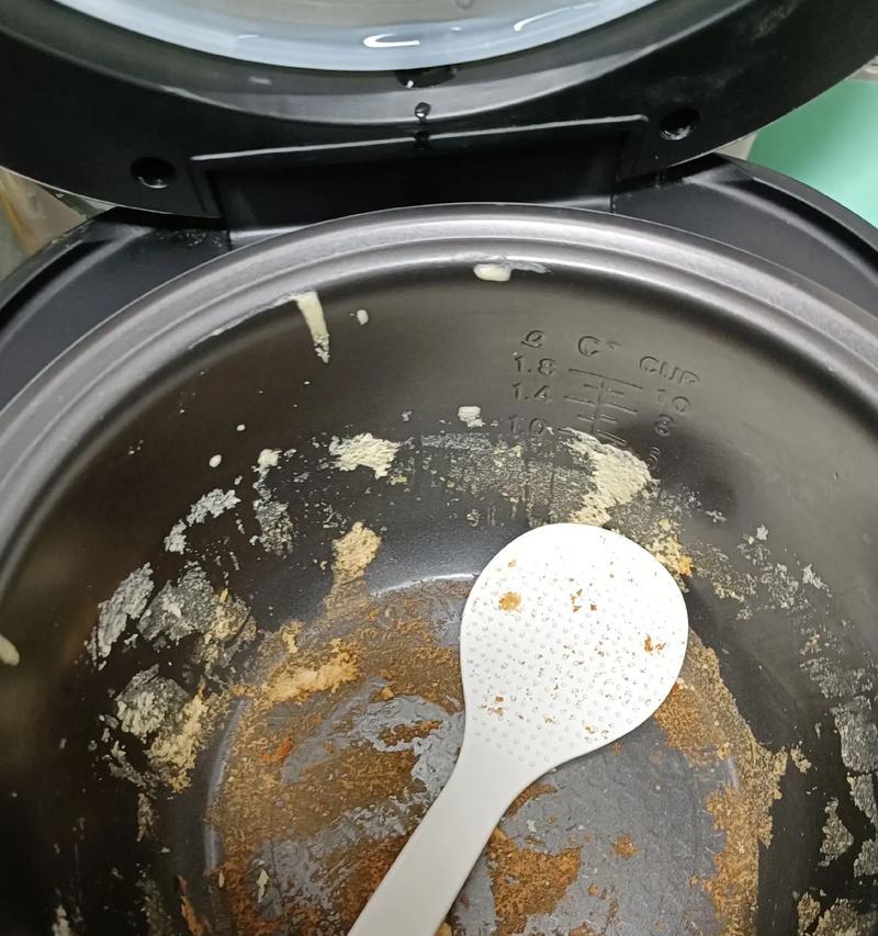 电饭煲蛋糕收缩是什么原因？如何解决？