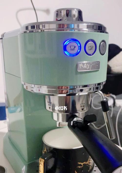 意式咖啡机进水了怎么处理？维修和预防措施是什么？