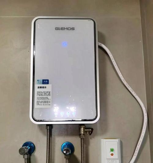 即热式热水器材质如何选择？哪种材质更耐用？